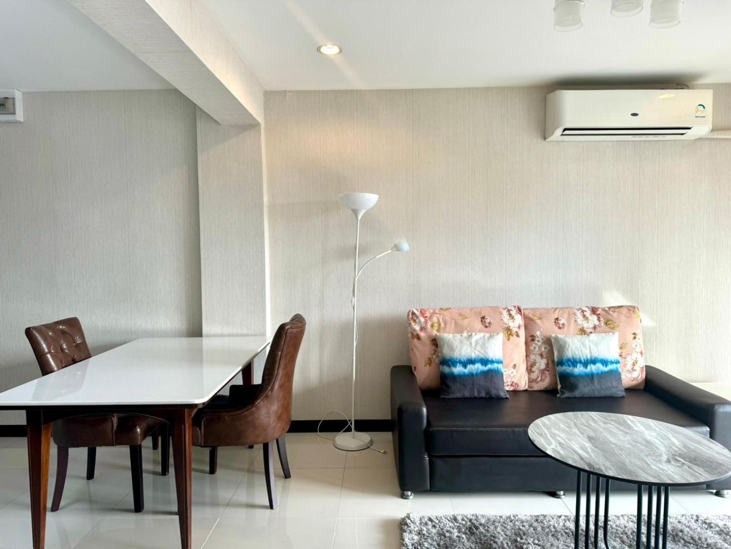 Baan Sabai Rama IV Apartment بانكوك المظهر الخارجي الصورة