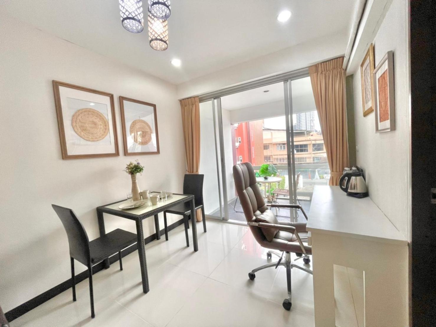 Baan Sabai Rama IV Apartment بانكوك المظهر الخارجي الصورة