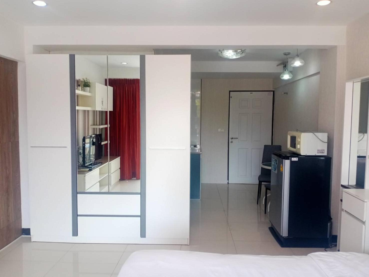 Baan Sabai Rama IV Apartment بانكوك المظهر الخارجي الصورة