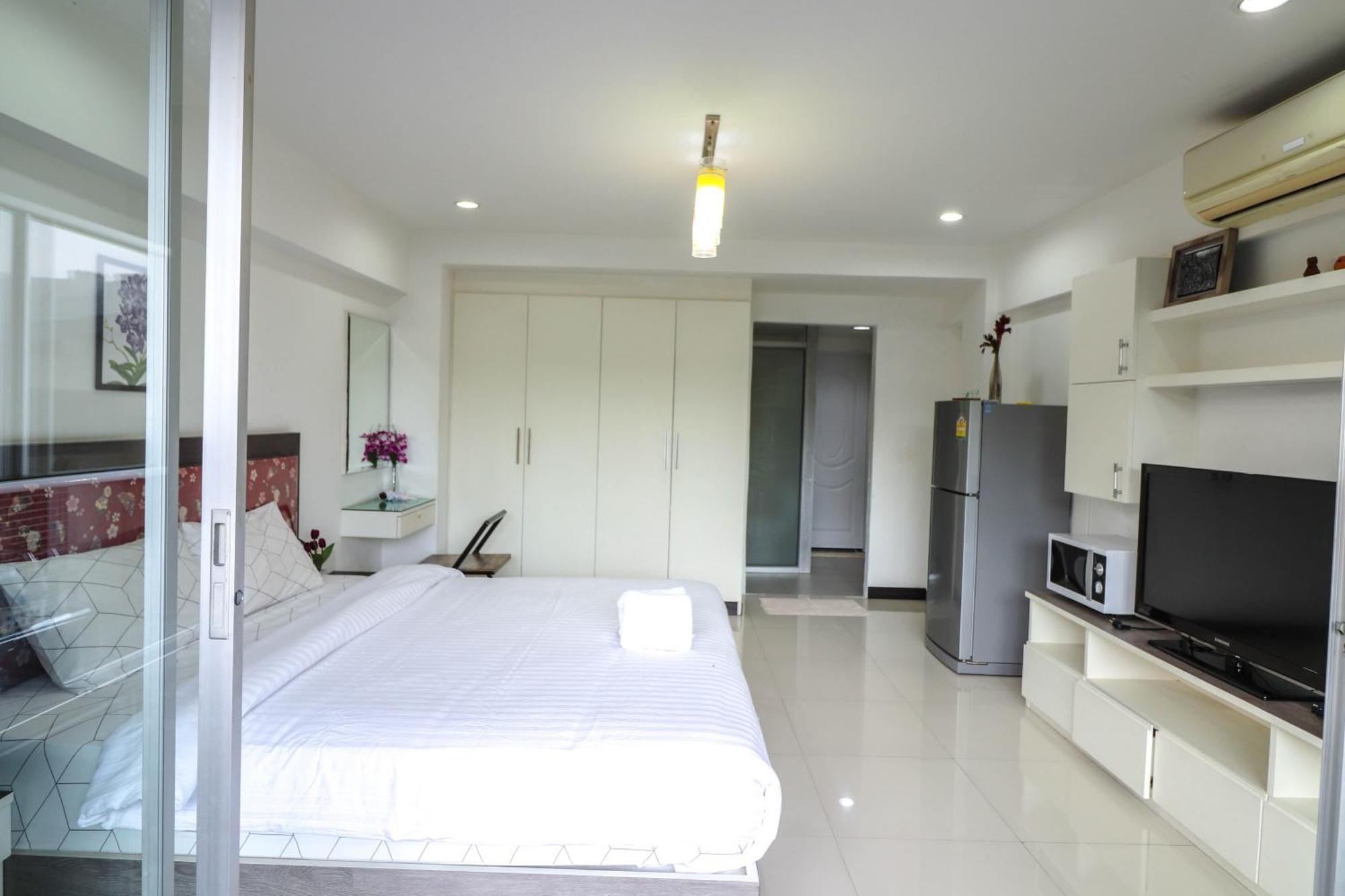 Baan Sabai Rama IV Apartment بانكوك المظهر الخارجي الصورة