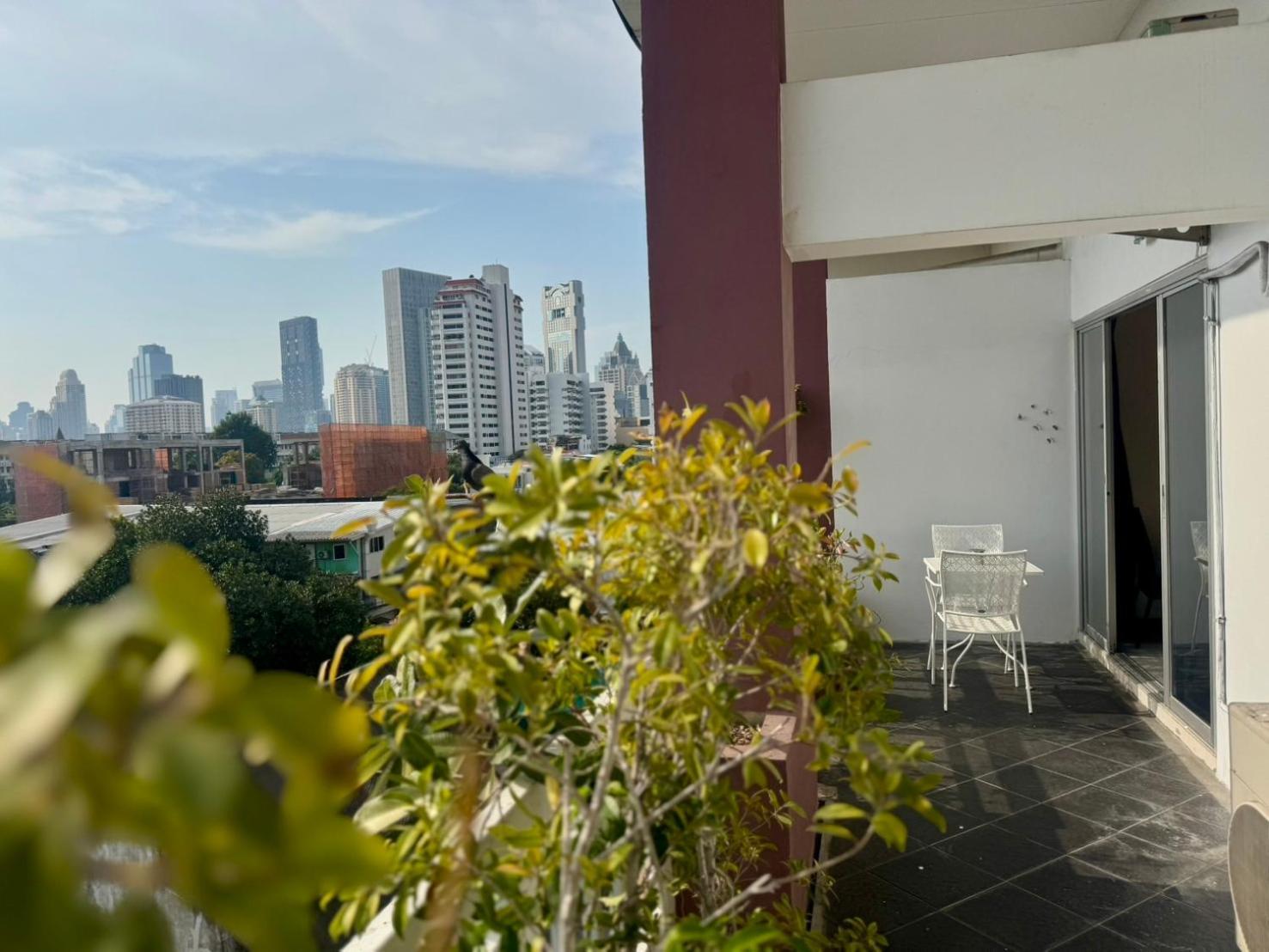 Baan Sabai Rama IV Apartment بانكوك المظهر الخارجي الصورة